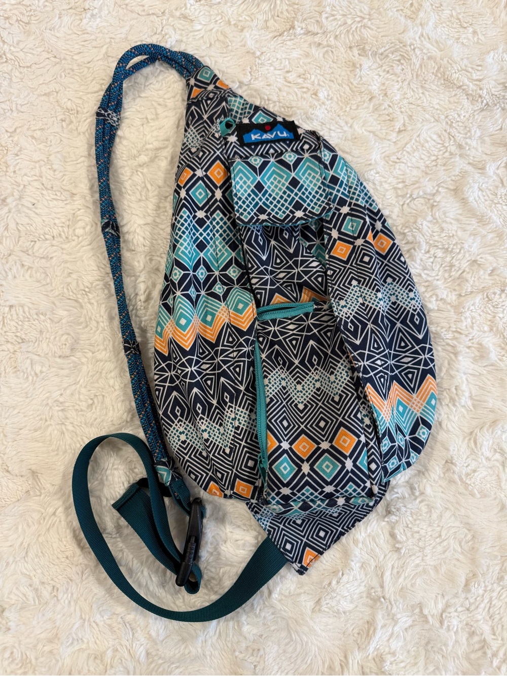 Kavu Sling Back Bag. Tropical Color Pattern